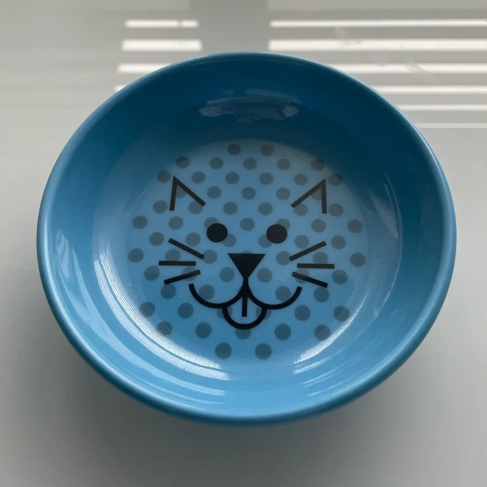 Bowl for Cat Food